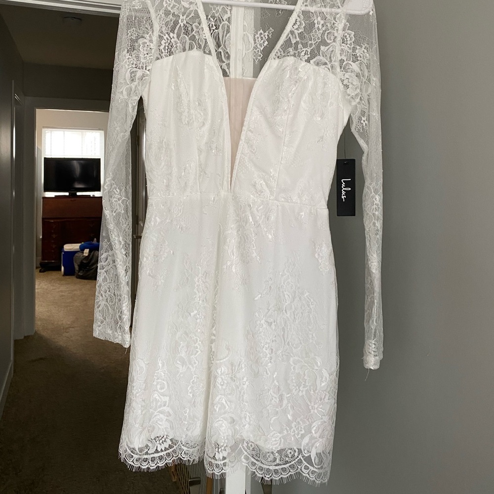 Lulu’s Women’s Size Medium White Lace Dress